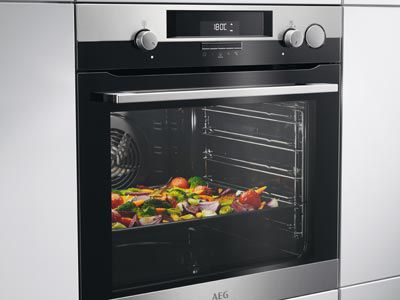 Aeg Steamcrisp Dampfgarer Schiessl Kuchen